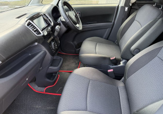 Подержанный автомобиль Mitsubishi Delica D:2 Compactvan 2015 года (9 фото)