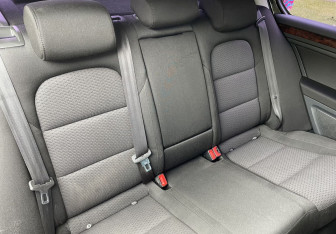 Подержанный автомобиль Skoda Superb Liftback 2012 года (10 фото)