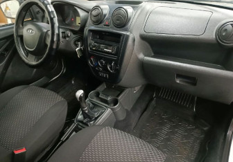 Подержанный автомобиль LADA (ВАЗ) Granta Sedan 2017 года (11 фото)