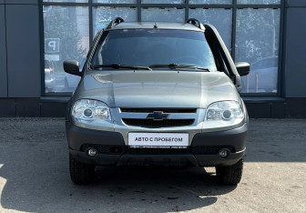 Подержанный автомобиль Chevrolet Niva 2018 года (2 фото)