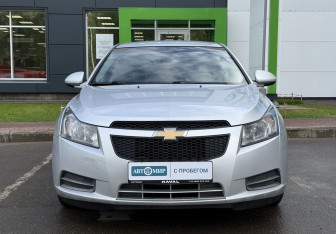 Подержанный автомобиль Chevrolet Cruze Sedan 2012 года (2 фото)