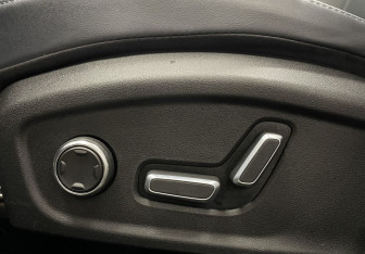 Подержанный автомобиль Geely Atlas 2024 года (22 фото)
