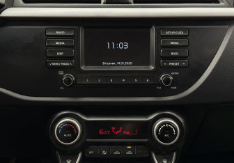 Подержанный автомобиль Kia Rio Hatchback 2019 года (13 фото)