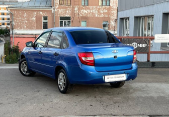 Подержанный автомобиль LADA (ВАЗ) Granta Sedan 2018 года (7 фото)