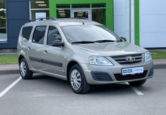 Подержанный автомобиль LADA (ВАЗ) Largus Wagon 2019 года (3 фото)