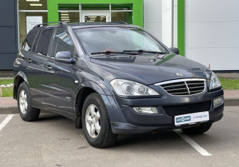Подержанный автомобиль SsangYong Kyron 2011 года (3 фото)