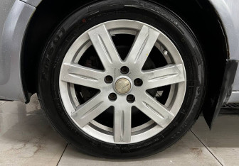 Подержанный автомобиль Opel Astra Sedan 2008 года (13 фото)