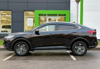 Подержанный автомобиль Haval F7x 2024 года (7 фото)