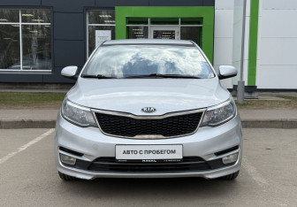 Подержанный автомобиль Kia Rio Sedan 2015 года (2 фото)