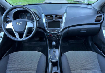 Подержанный автомобиль Hyundai Solaris Sedan 2014 года (9 фото)