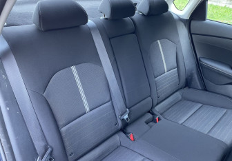 Подержанный автомобиль Kia Cerato Sedan 2018 года (11 фото)