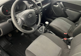 Подержанный автомобиль LADA (ВАЗ) Granta Liftback 2014 года (10 фото)