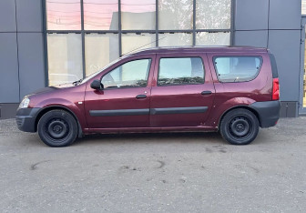 Подержанный автомобиль LADA (ВАЗ) Largus Wagon 2014 года (7 фото)