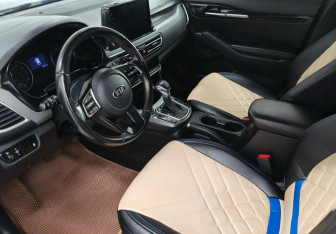 Подержанный автомобиль Kia Seltos 2020 года (10 фото)
