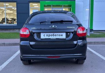 Подержанный автомобиль LADA (ВАЗ) Granta Liftback 2017 года (6 фото)