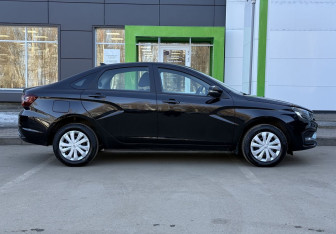 Подержанный автомобиль LADA (ВАЗ) Vesta Sedan 2024 года (4 фото)