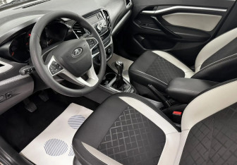 Подержанный автомобиль LADA (ВАЗ) Vesta Wagon 2020 года (11 фото)