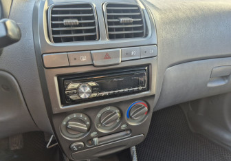 Подержанный автомобиль Hyundai Accent Sedan 2007 года (12 фото)