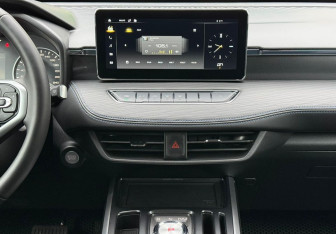 Подержанный автомобиль Haval Jolion 2023 года (17 фото)