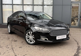 Подержанный автомобиль Ford Mondeo Sedan 2018 года (2 фото)