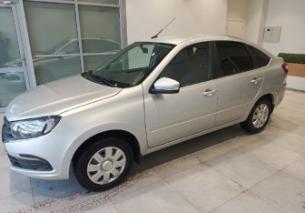 Подержанный автомобиль LADA (ВАЗ) Granta Liftback 2024 года (5 фото)