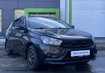Подержанный автомобиль LADA (ВАЗ) Vesta Wagon 2019 года (3 фото)