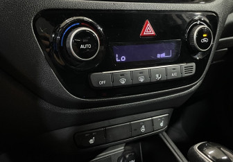 Подержанный автомобиль Hyundai Solaris Sedan 2020 года (14 фото)
