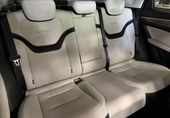 Подержанный автомобиль Haval Jolion 2022 года (15 фото)