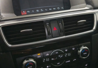 Подержанный автомобиль Mazda CX-5 2015 года (13 фото)