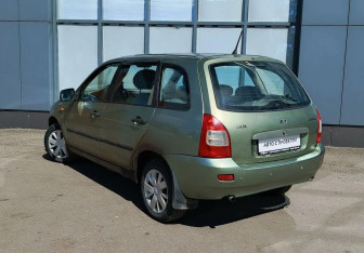Подержанный автомобиль LADA (ВАЗ) Kalina Wagon 2010 года (8 фото)