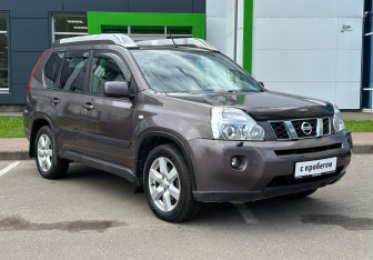 Подержанный автомобиль Nissan X-Trail 2008 года (3 фото)