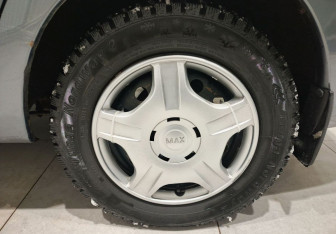 Подержанный автомобиль LADA (ВАЗ) Granta Liftback 2016 года (9 фото)