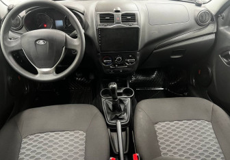 Подержанный автомобиль LADA (ВАЗ) Granta Sedan 2019 года (10 фото)