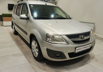 Подержанный автомобиль LADA (ВАЗ) Largus Wagon 2013 года (3 фото)