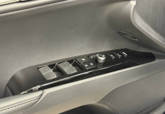 Новый Toyota Camry Sedan 2025 (15 фото)