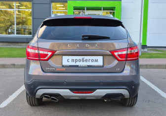 Подержанный автомобиль LADA (ВАЗ) Vesta Wagon 2018 года (6 фото)