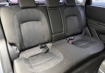 Подержанный автомобиль Nissan Qashqai 2010 года (11 фото)