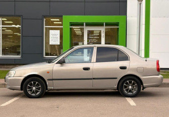 Подержанный автомобиль Hyundai Accent Sedan 2007 года (8 фото)