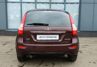 Подержанный автомобиль LADA (ВАЗ) Kalina Hatchback 2013 года (7 фото)