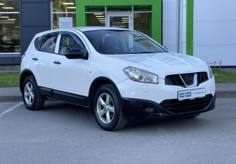 Подержанный автомобиль Nissan Qashqai 2011 года (3 фото)
