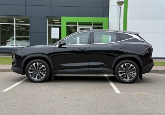 Подержанный автомобиль Jetour Dashing 2023 года (8 фото)