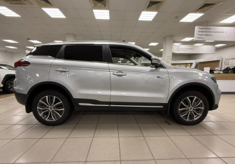 Подержанный автомобиль Geely Atlas Pro 2023 года (4 фото)