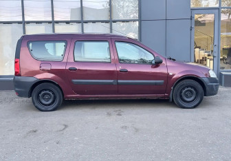 Подержанный автомобиль LADA (ВАЗ) Largus Wagon 2014 года (8 фото)