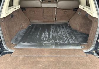 Подержанный автомобиль Land Rover Range Rover 2010 года (19 фото)