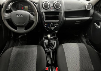 Подержанный автомобиль LADA (ВАЗ) Granta Hatchback 2018 года (11 фото)