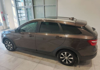 Подержанный автомобиль LADA (ВАЗ) Vesta Wagon 2021 года (5 фото)