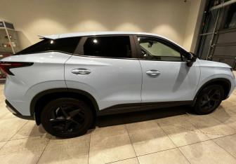 Подержанный автомобиль Omoda C5 2022 года (4 фото)