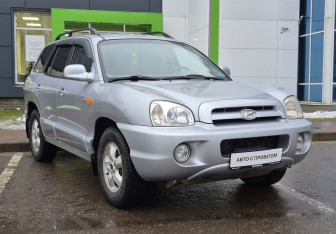 Подержанный автомобиль Hyundai Santa Fe 2008 года (3 фото)