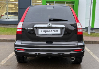 Подержанный автомобиль Honda CR-V 2010 года (6 фото)