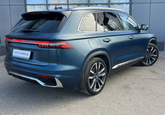 Подержанный автомобиль Geely Monjaro 2023 года (6 фото)